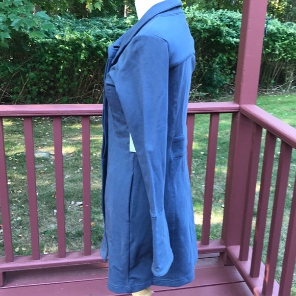 NEW! Zobha small grey front button jacket - Picture 5 of 12